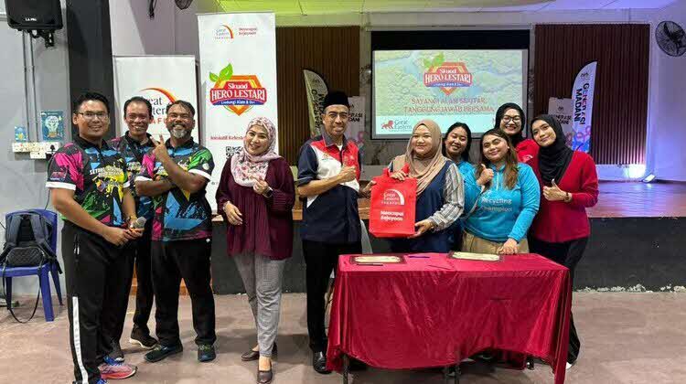 Program Jelajah Upcycling di Empat Buah Sekolah di Johor Bahru