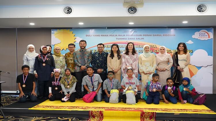 Children from Kg Orang Asli Sg Gabong join story-telling competition